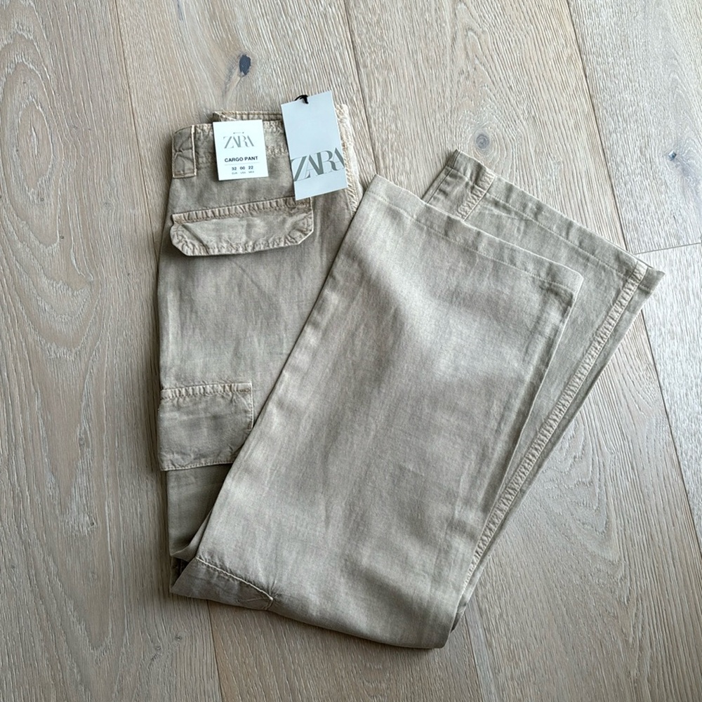 Zara mid-rise cargo pants sz 32/US 0 beige